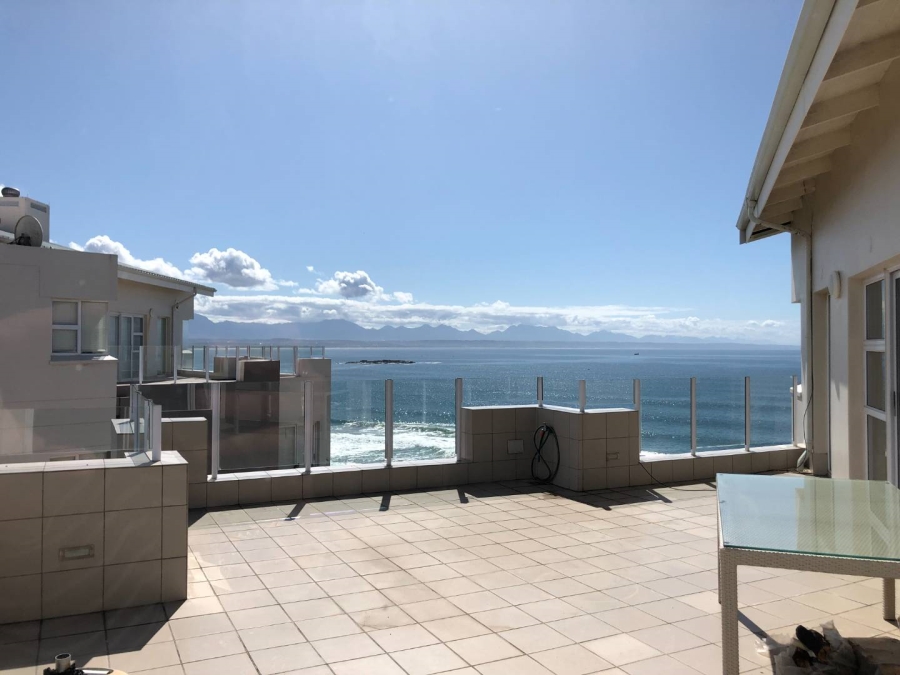 To Let 3 Bedroom Property for Rent in Diaz Beach Western Cape